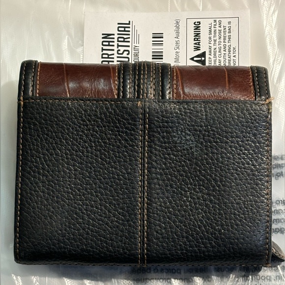 Brighton multi compartment wallet - Picture 3 of 6